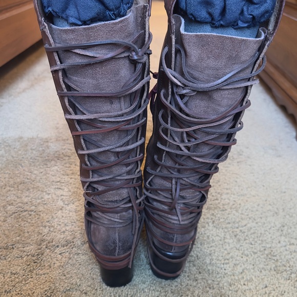 Freebird by Steven Brown Heeled Boots - Picture 2 of 5